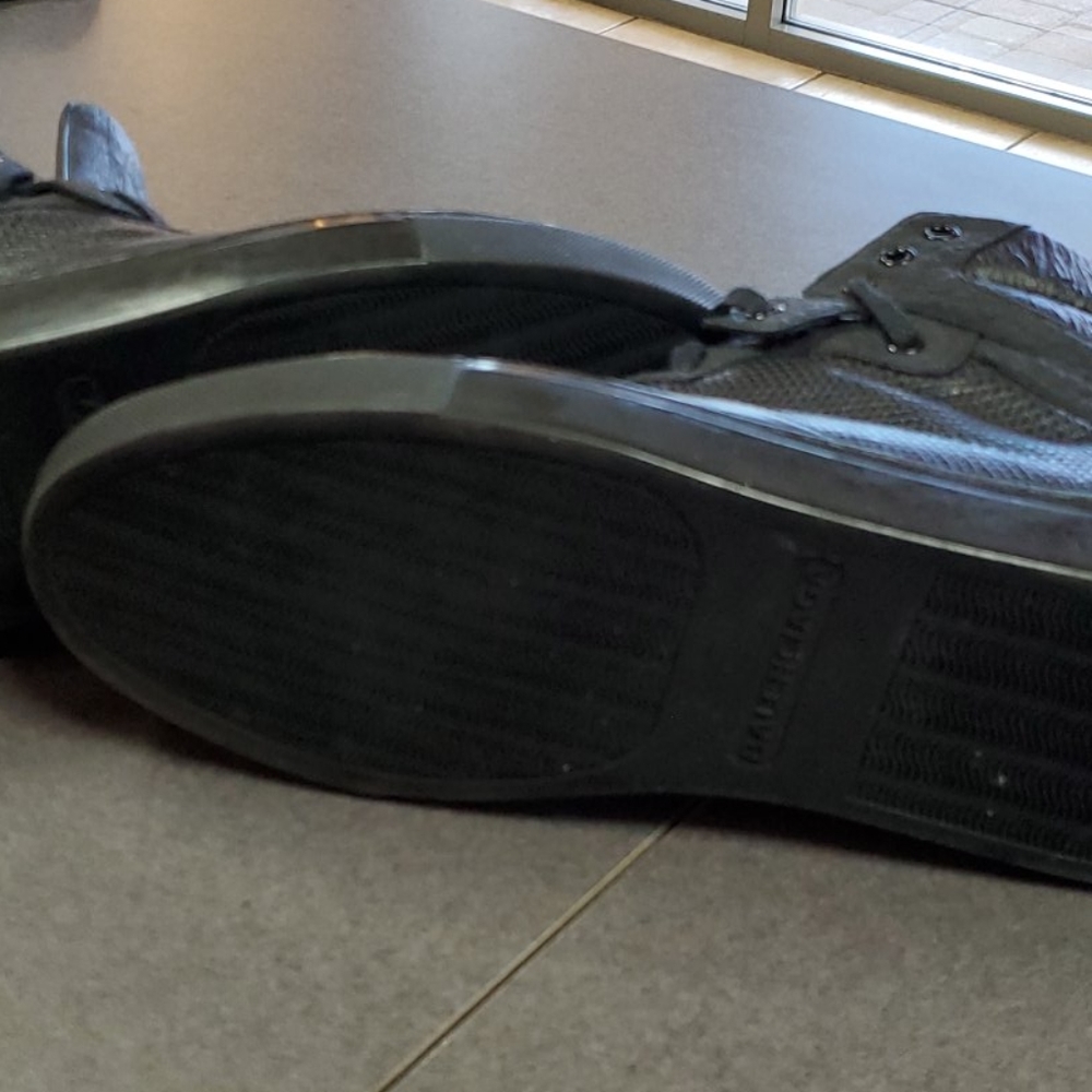 Man's Balenciaga - Picture 6 of 10